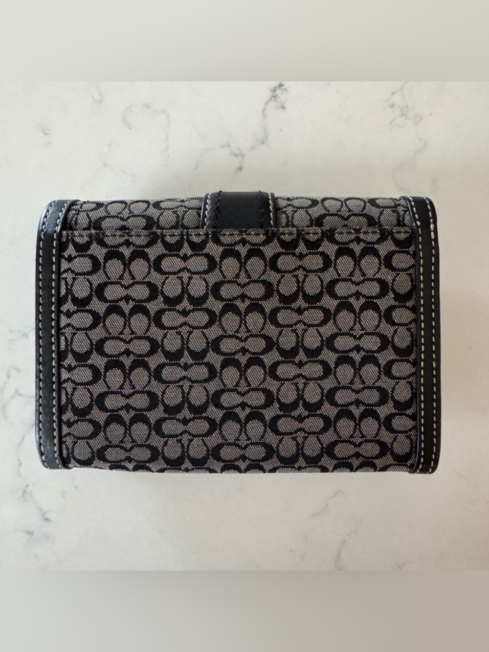 Coach SoHo Black Signature Medium Bi-Fold Wallet - Picture 2 of 7